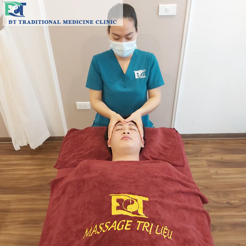 Massage trị liệu giúp da hồng hào khoẻ sâu từ bên trong.